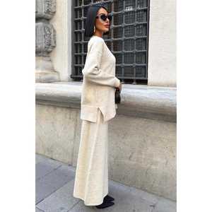 Conjunto de Falda Midi y Prendas de Punto 10231 Hecho de Tela de Lana Suave - Product Image 6