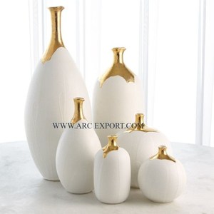 Vases à fleurs en métal plaqué or de la meilleure qualité Vases et pots à fleurs de décoration de table de designer moderne à un prix abordable - Product Image 4