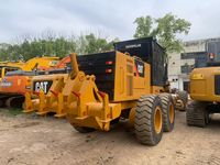 Niveleuse Caterpillar 140K avec moteur Cat C7.1 ACERT, vitesse de marche avant de 45 km/h, poids de 16 500 kg, niveleuse moyenne