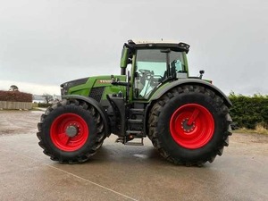 Spécifications du tracteur chenillé à 2 roues motrices (2WD) de type C, puissance nominale (ch) 40 CV, transmission par engrenages, marque : [Marque du tracteur]. - Product Image 2