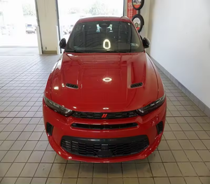 Dodge Hornet R.T. AWD 2025 d'occasion, sièges en cuir, caméra arrière 360°, toit ouvrant panoramique, conduite à gauche, SUV diesel R18 - Product Image 3