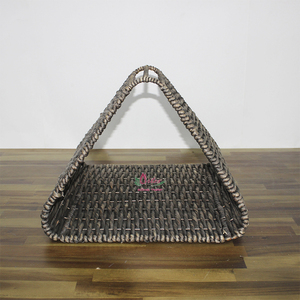 Artex Dong Thap Panier à bûches en rotin fait à la main en usine Stockage décoratif durable pour le salon du bois de chauffage et la cheminée - Product Image 5