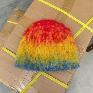 Gorro de mohair minimalista con diseño sin costuras y ajuste relajado para el invierno Gorro de punto de mohair cálido con textura difusa - Product Image 4