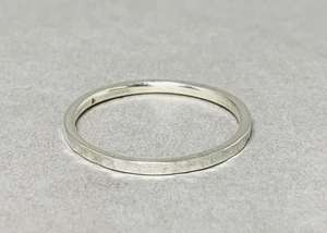 Bagues martelées personnalisées de haute qualité à la mode Bagues épaisses simples à la mode Bijoux maigres de Bohème en argent très vendus - Product Image 3