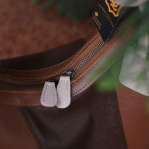 Quality Product Djoen <b>Leather</b> <b>Hobo</b> <b>Bag</b> Triple-Tone Genuine <b>Leather</b> Shoulder <b>Bag</b> for Timeless Everyday Style From Indonesia - Product Image 2