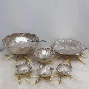 Superior Shape <b>White</b> And Gold Fancy Flower Attached Design Decorative <b>Bowl</b> Metal Handcrafted Luxury Home Fruit <b>Serving</b> <b>Bowl</b> - Product Image 6