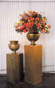 Vase à fleurs décoratif en métal aluminium de conception moderne pour la décoration de la maison, finition personnalisée - Product Image 2