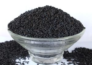 Poivre noir de qualité supérieure (entier et moulu), arôme élevé, épices de qualité d'exportation à saveur audacieuse pour une utilisation culinaire et industrielle - Product Image 3