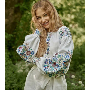 Ropa ucraniana bordada hecha a mano, conjunto único bordado de ropa de boda ucraniana bordada emparejada al mejor precio - Product Image 1