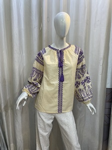 Blusa informal de manga corta con cuello en V Vintage para mujer azul UKrien algodón popelina ODM suministro Primavera Verano Otoño Invierno - Product Image 3