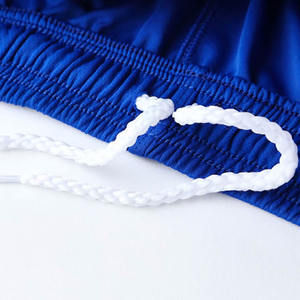 Fabricant d'uniformes de football sur mesure OEM, ensemble de maillot et short de sport respirant, à séchage rapide, léger, pour l'entraînement, les matchs et les sports - Product Image 6