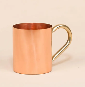 Mug en cuivre pur avec poignée dorée et finition polie lisse, adapté à tous les types de boissons - Product Image 1