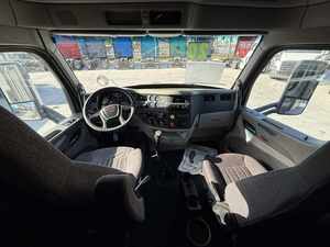 รถบรรทุกหัวลากมือสองสภาพดี ปี 2020 รุ่น 567 Sleeper หลังคากลาง 500 แรงม้า เกียร์ธรรมดา 13 สปีด พร้อมส่งออกทั่วโลก - Product Image 2