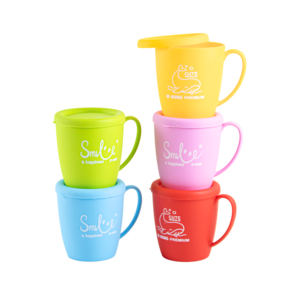Dustproof Covered <b>Plastic</b> Mug with Lid Reusable Colorful Kids <b>Drinking</b> <b>Cup</b> Handle Water Tea Mug Family Kitchen Dining - Product Image 1