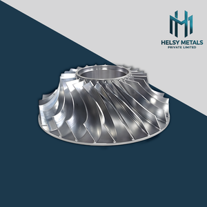 Impeller en aluminium usiné sur machine VMC multi-axes avec alésage central pour des assemblages de pompes et de compresseurs industriels à haut rendement - Product Image 4