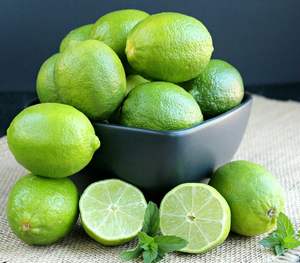 Exportador de Limas de Vietnam, Limas Frescas Sin Semillas, Limas Verdes de Alta Calidad, Precio al por Mayor en Contenedor para Supermercados, Marca VIOT - Product Image 4