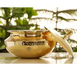 Olla de latón puro con revestimiento de estaño para sopa y caldos, utensilio de cocina y vajilla, con tapa, de Indian Art Villa. - Product Image 5