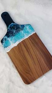 Planche à découper en bois massif et résine la plus populaire, planche à fromage et à pain de cuisine, planche à charcuterie en bois d'acacia avec longue poignée - Product Image 6