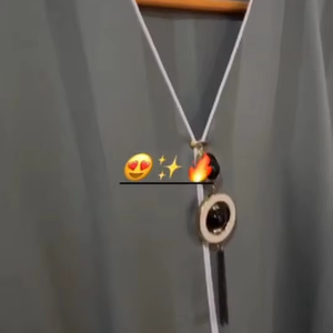 Abayas élégantes et modestes brodées à la main pour femmes - Product Image 1