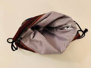 Sac à dos à cordon en coton avec coutures noires - Product Image 2