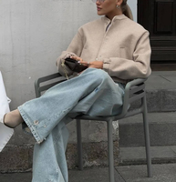 Blouson Bomber Court en Laine Mélangée Matelassé Réversible Sans Col pour Femme – Style Minimaliste et Tendance – Vente en Gros Personnalisée