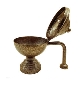 Brûleur d'encens en laiton pur avec finition dorée Décoration de bureau à domicile-Support d'air de parfum aromatique avec poignée pour parfum d'ambiance - Product Image 2