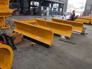 Used 4x2 4x4 Yellow <b>Snow</b> <b>Plow</b> Truck with Engine for Factory Sale - Product Image 6