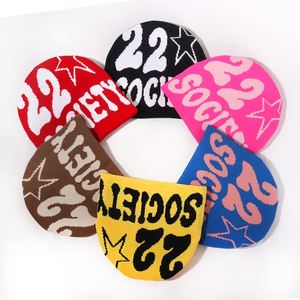 Invierno otoño a prueba de viento lana cálida protección para los oídos cómodo diseño de moda gorro de punto con logotipo Jacquard de letras - Product Image 3