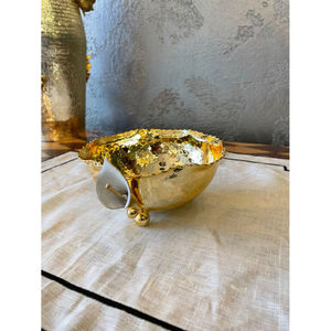 Bol décoratif en laiton doré, pièce d'accentuation artisanale pour table basse, salle à manger, centre de table et décoration d'intérieur - Product Image 3