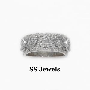 VVS Baguette Moissanite Diamant 925 Argent Bijoux Personnalisés Triangle Incrustation Bague avec Coeur Design Cadeau pour Hommes et Femmes - Product Image 2