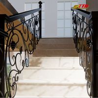 Rampe d'escalier en fer durable et élégante pour la maison, améliore l'apparence et la fonctionnalité de l'escalier, matériau métallique
