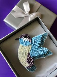 Llavero y Amuleto Bordado con Cuentas de Mariposa Multicolor, Elegante y Moderno, Hecho a Mano con Alta Calidad - Product Image 4