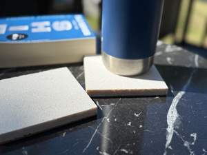 Sous-verres en marbre crème perlé sablé, ensemble de sous-verres en pierre naturelle - Product Image 3