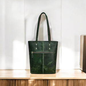 Bolso de cuero Royal Edition con acabado de grano fino, detalles de metal y forro suave - Product Image 3