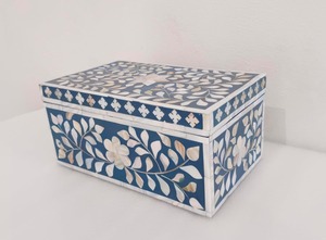 Premium Quality Vintage Style Bone Inlay Storage Chest With Lock System For Jewelry And <b>Keepsake</b> Storage At Affordable Price - Product Image 5