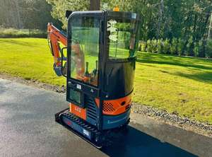 จัดส่งฟรี AGT LH12RS รถขุดไฮดรอลิกขนาดเล็ก 30 แรงม้า ใบมีดตักดิน 36 นิ้ว ถังตัก 15 นิ้ว พัดลมระบายความร้อนเครื่องยนต์ มาตรฐาน EPA CE พร้อมระบบเสริม - Product Image 5