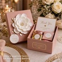 Boîte à dragées carrée personnalisée avec logo, boîte cadeau de mariage, emballage en papier pliable de luxe à motifs floraux pour les cadeaux de fête de fiançailles