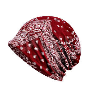 หมวกบีนนี่พิมพ์ลายแบบระเหิดที่สะท้อนสไตล์ที่เป็นเอกลักษณ์ของคุณและทำให้คุณอบอุ่นสบายตลอดฤดู - Product Image 6