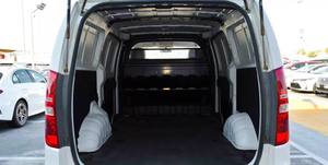 Pick-up d'occasion H1 Van 2023 blanc impeccable, conduite à gauche, transmission manuelle R18, sièges en tissu, toit ouvrant, Bluetooth - Product Image 6