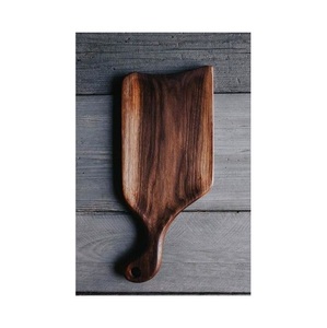 Tabla de cortar de madera de teca refinada con forma para proporcionar un soporte de corte fuerte para uso doméstico - Product Image 1