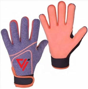 Guantes Deportivos de Látex Alemán de Alta Calidad Hechos en Fábrica, Ligeros y Antideslizantes, con Logotipo y Emblema Personalizables - Product Image 2