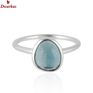 Bague élégante et raffinée en argent sterling 925 avec pierre précieuse kyanite de forme fantaisie pour femmes et filles, en stock - Product Image 3