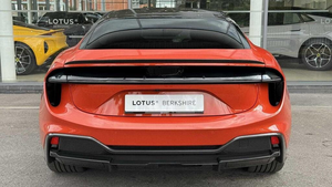 Recarga T 8 de 2023 V o l V o 455-HP Hybrid Powertrain AWD de bajo kilometraje y precio asequible en stock listo para enviar - Product Image 5