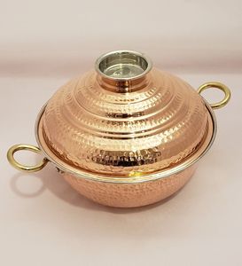 Pot de service en cuivre avec couvercle et poignées en laiton idéal pour les restaurants hôtels restauration service et décoration de buffet de mariage - Product Image 2