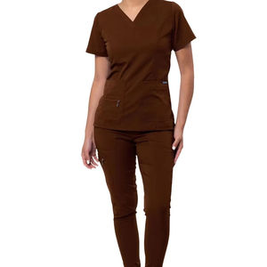 Combinaison de travail pour femmes, conçue pour la douceur, la ventilation et une utilisation fiable lors des tâches médicales et cliniques - Product Image 1