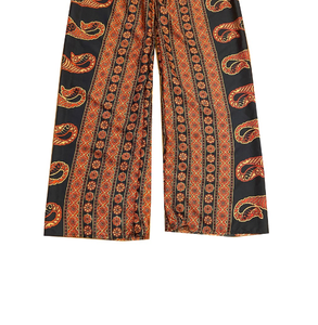 Pyjamas en soie à la mode pour femmes Pantalon ample de style Boho pour un voyage relaxant ou un yoga Vêtements de nuit doux et fluides - Product Image 3