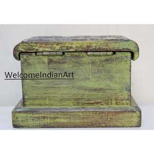 Caja de almacenamiento decorativa pequeña de madera pintada a mano para envolver o exhibir regalos - Product Image 1