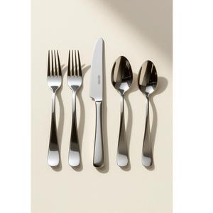 Juego de Cubiertos de acero inoxidable con acabado plateado, una lujosa pieza llamativa que define la elegancia y el prestigio en cada mesa - Product Image 4