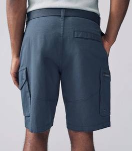 Pantalones cortos de gimnasio para correr para hombre con logotipo personalizado al por mayor, ropa de verano de estilo cómodo para correr y arruinar la ropa de color sólido con múltiples bolsillos - Product Image 3