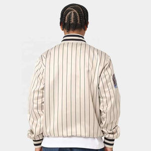 Veste de baseball en toile imperméable brodée sur mesure avec col montant pour hommes - Product Image 2